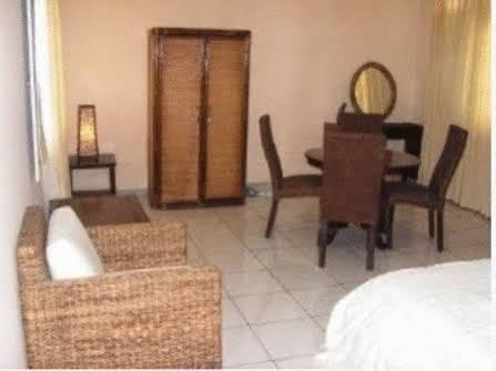 Bangka Bed And Breakfast Dżakarta Zewnętrze zdjęcie